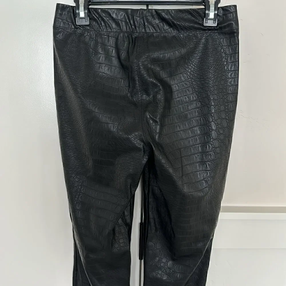 Max Studio Black Faux Leather Croc Embossed Print Skinny Pants Women’s Size M